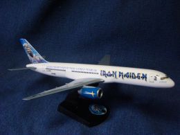 Boeing B757-200 Iron Maiden scala 1-100