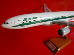 Airbus A330-200 Alitalia New
