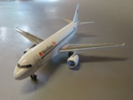 Airbus A320 Meridiana bianco scala 1-200